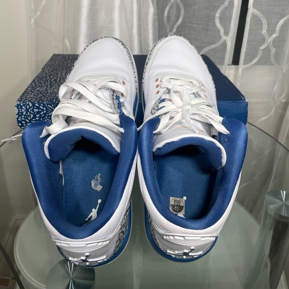 Size 11 - Jordan 3 Retro ‘Wizards’ - Picture 5 of 7